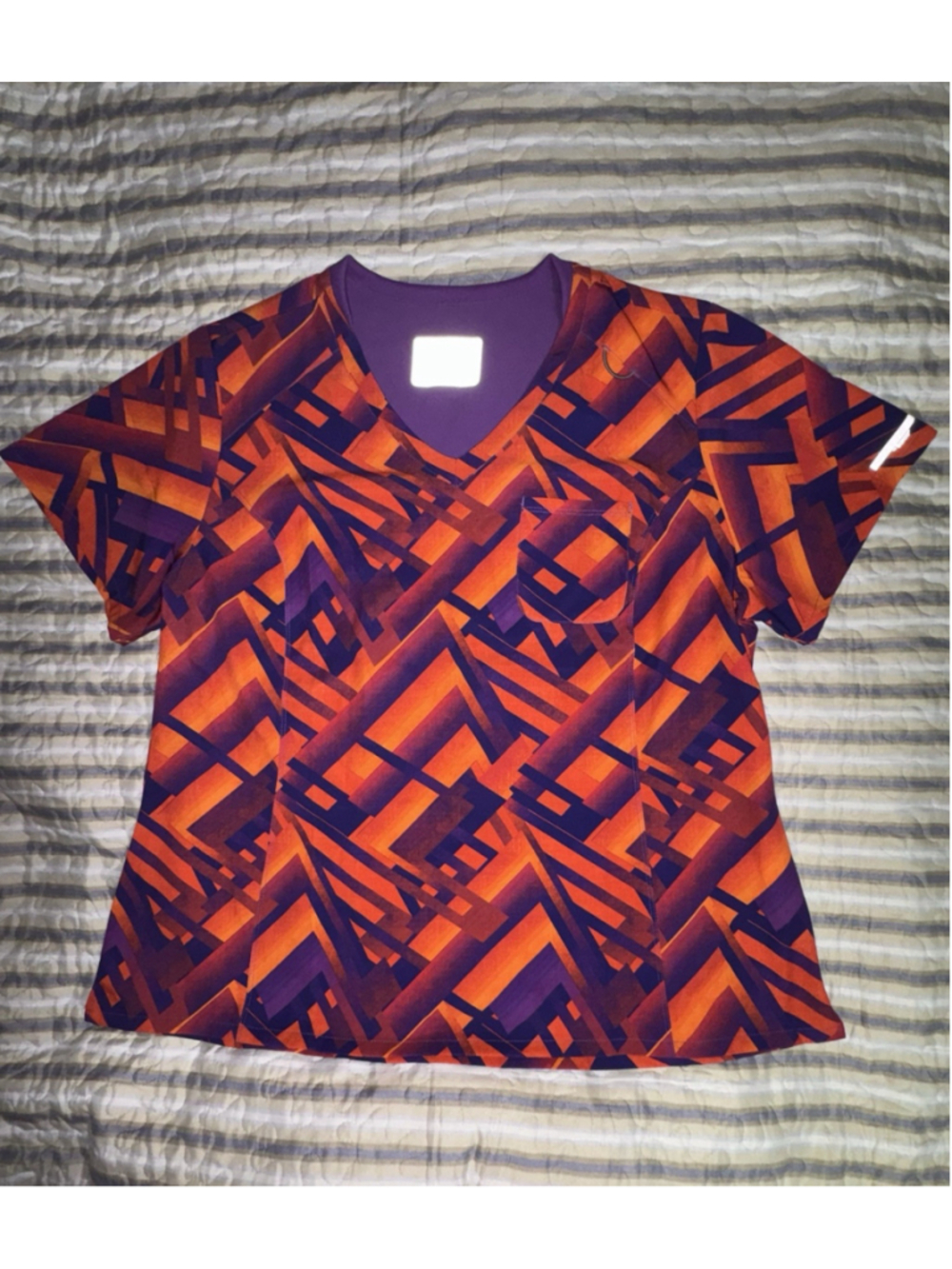 Skechers by Barco Scrub Top 2XL Women’s Purple Orange Geometric V-Neck SKT174X